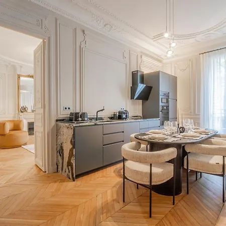 My - Saint Germain アパート